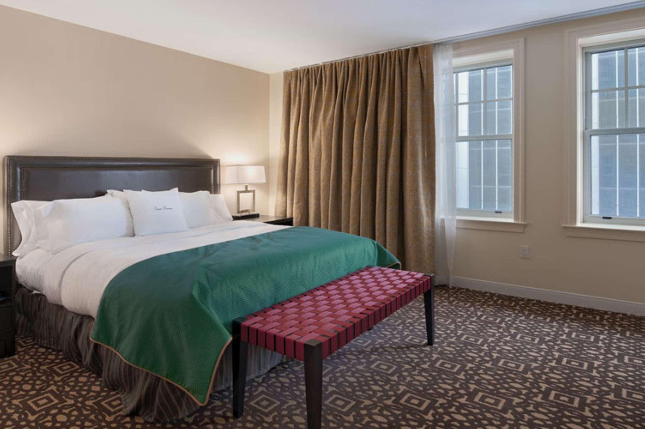 Doubletree By Hilton Downtown - Shelby