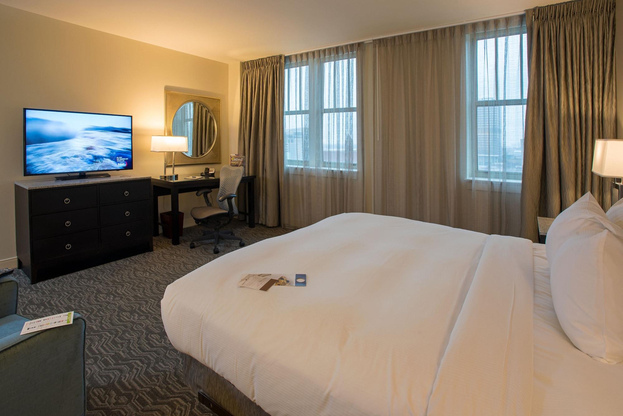Hotel Doubletree By Hilton Downtown - Shelby