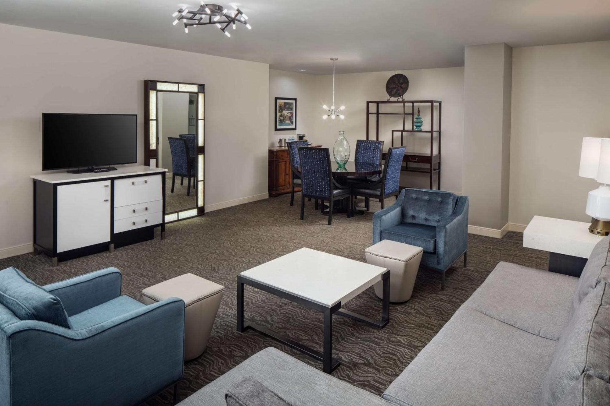 Doubletree By Hilton Downtown - Shelby Hotel Detroit