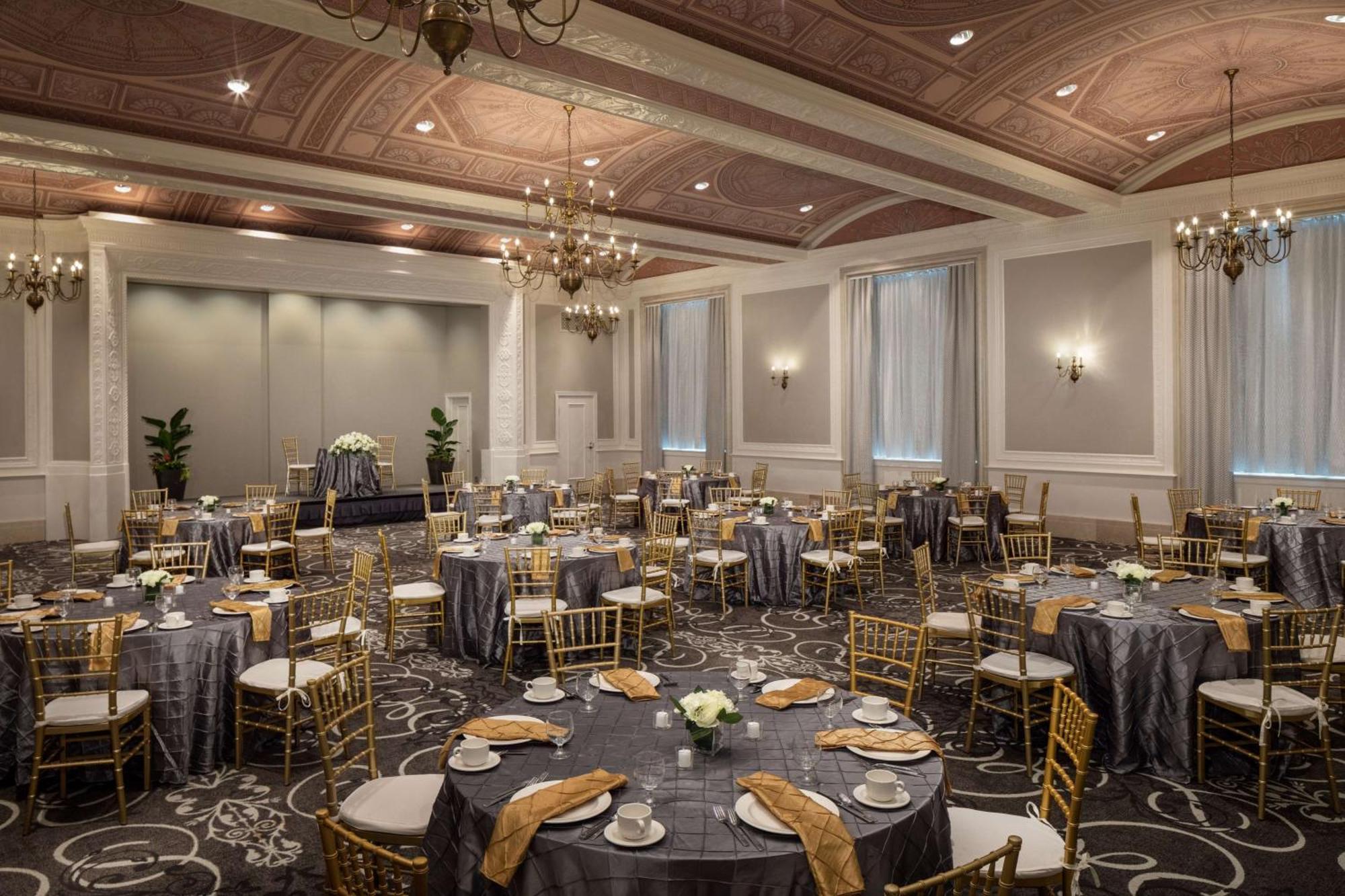 Doubletree By Hilton Downtown - Shelby