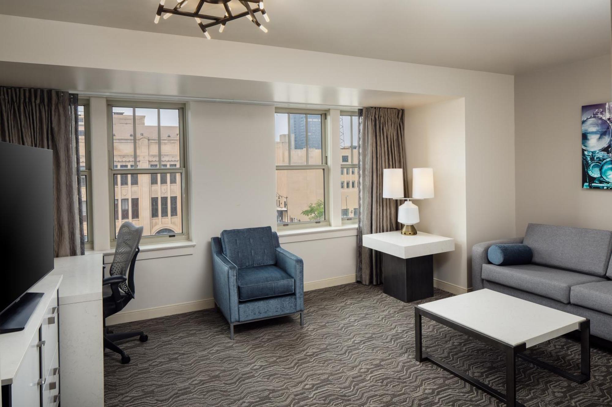 Hotel Doubletree By Hilton Downtown - Shelby 4*